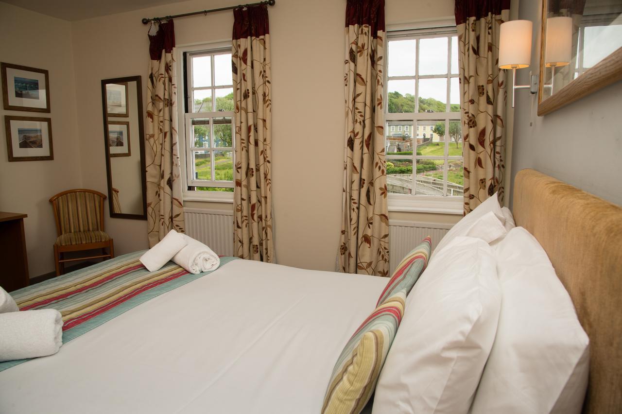 Monachty Hotel Aberaeron Bagian luar foto